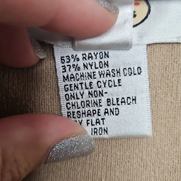 Talbots Tan Sleeveless Top Crew Neck Large - Picture 3 of 4